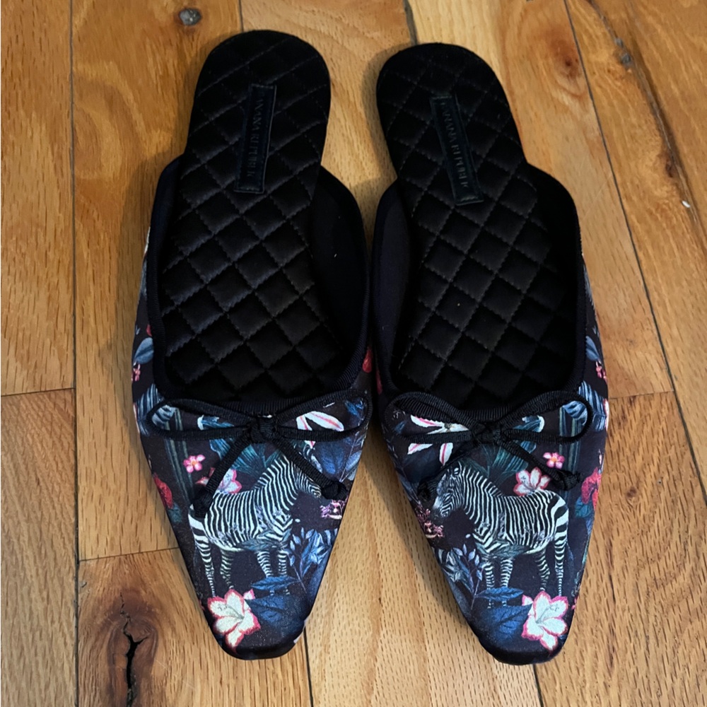 Banana Republic Pointy-Toe‎ Slippers Mules Zebra Watercolor Floral Print Sz 8-9